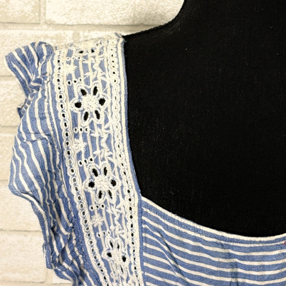 American Eagle Striped Eyelet Crop Top Medium Cottage Coastal Euro Summer Boho - Picture 5 of 11